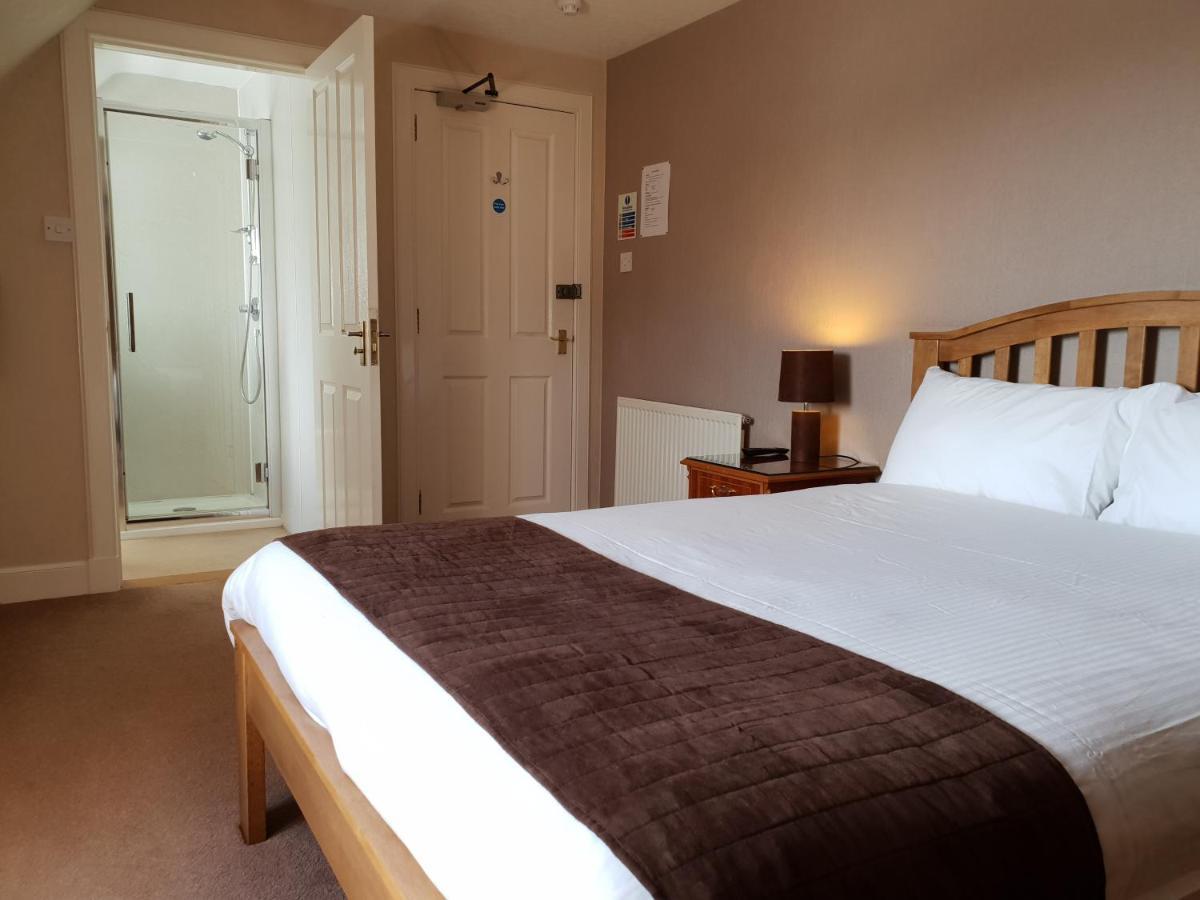 Commercial Hotel Alness Zewnętrze zdjęcie