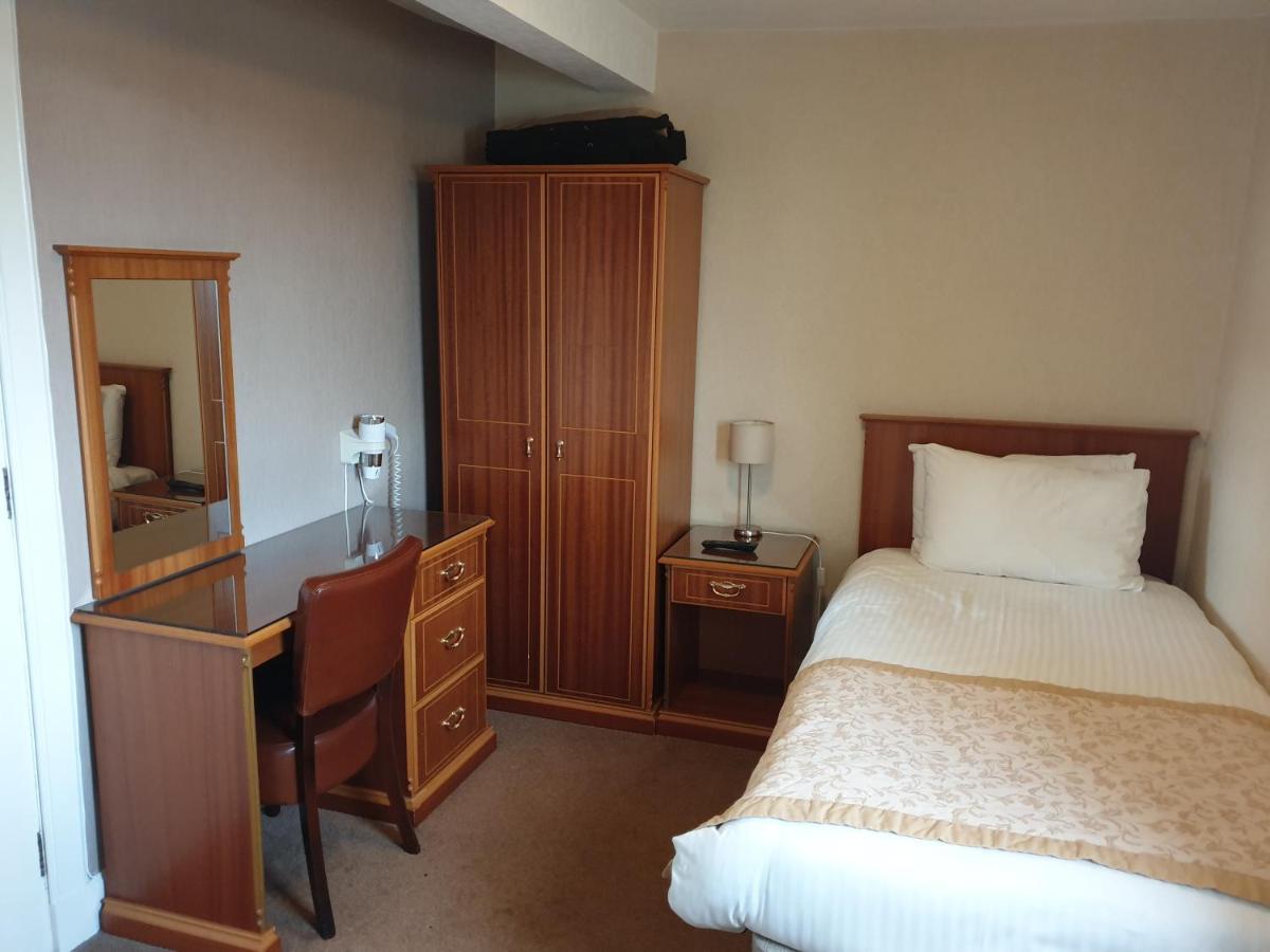Commercial Hotel Alness Zewnętrze zdjęcie