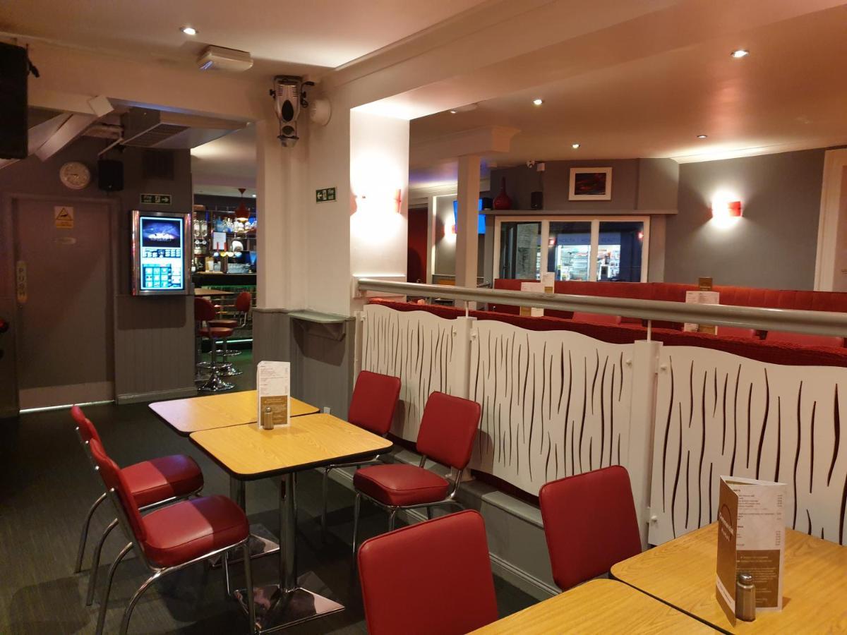 Commercial Hotel Alness Zewnętrze zdjęcie
